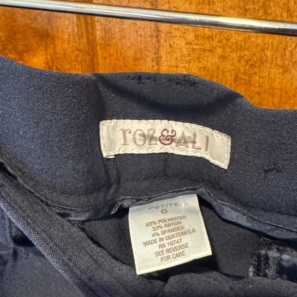 Classic women’s Pants - Picture 7 of 7